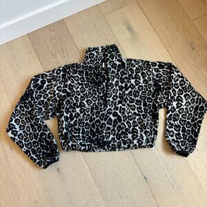 ARITZIA FLEECE LEOPARD CROPPED SWEATER IN XS 1/4 ZIP
